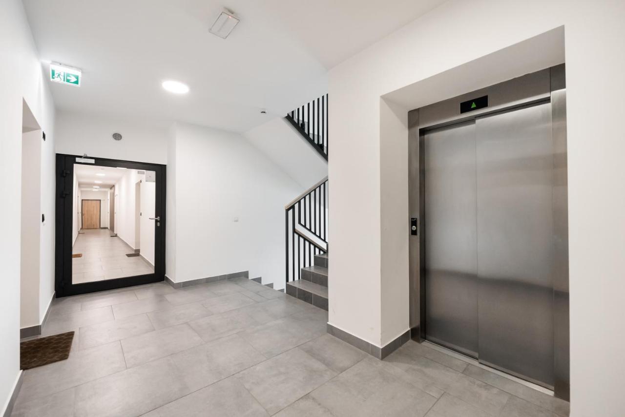 Ursynow Klobucka Comfort Apartment Varsovia Exterior foto